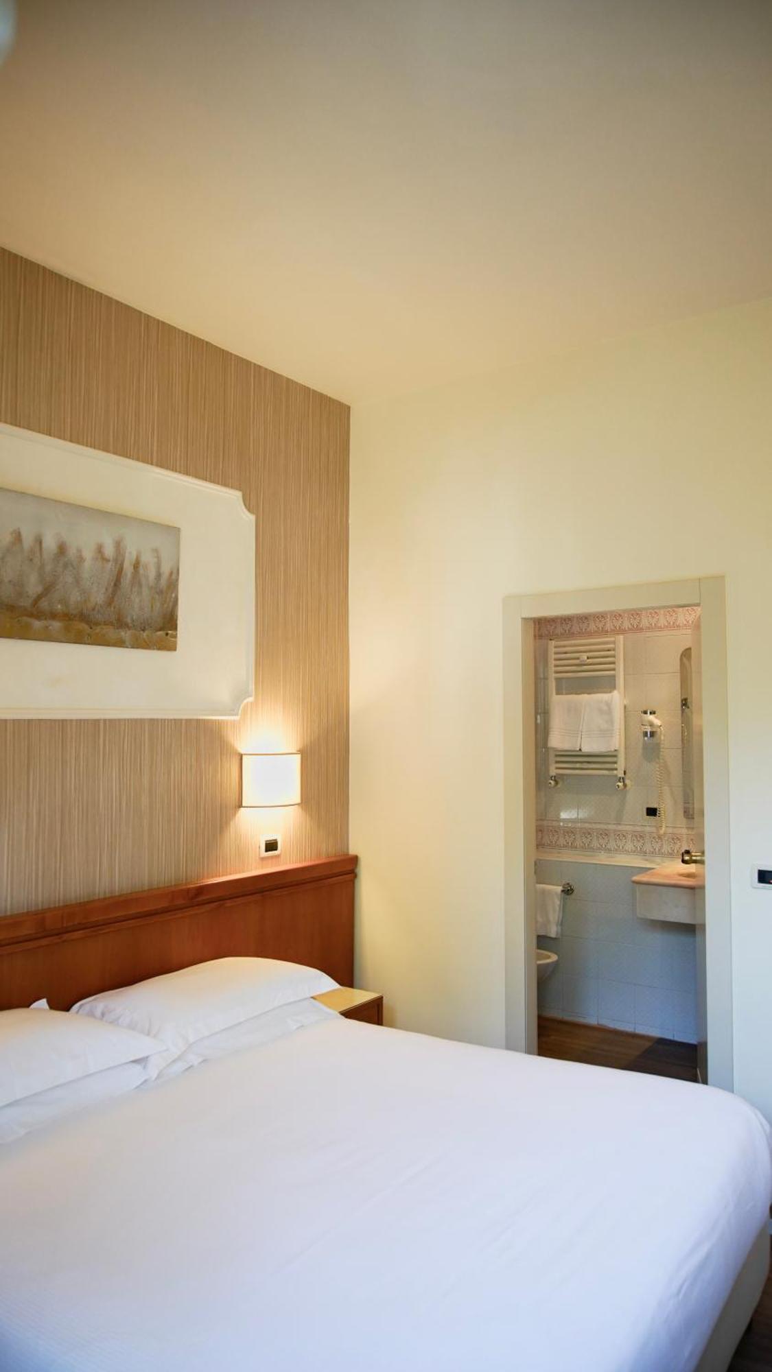 Alexander 4* Milano Marittima