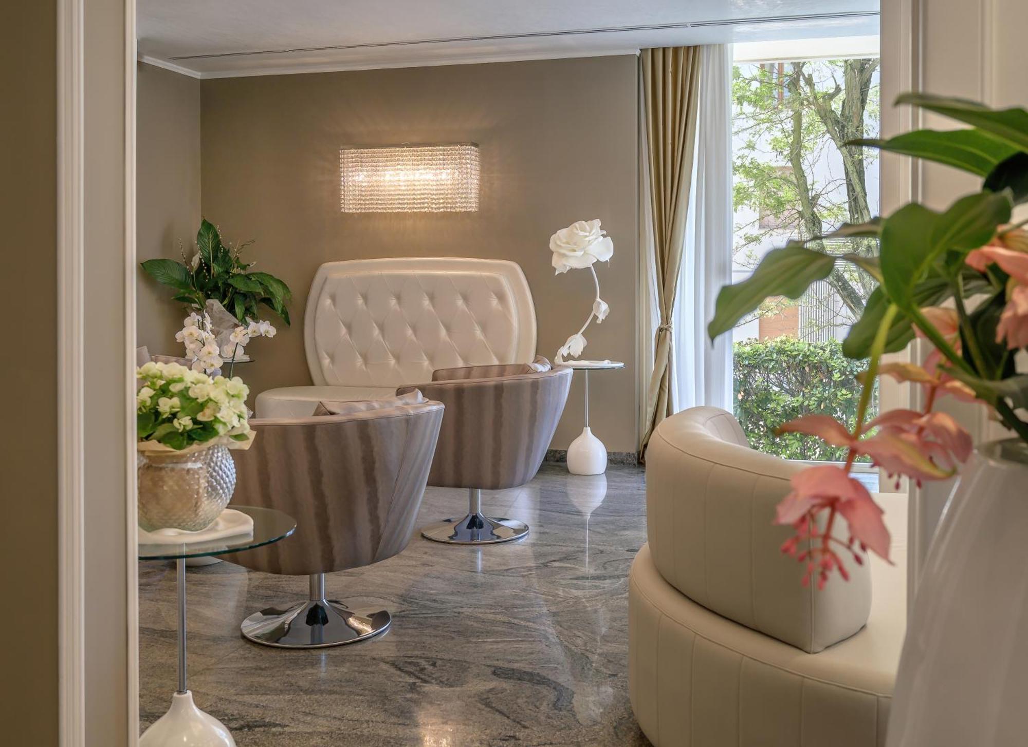 Hotel Alexander 4*