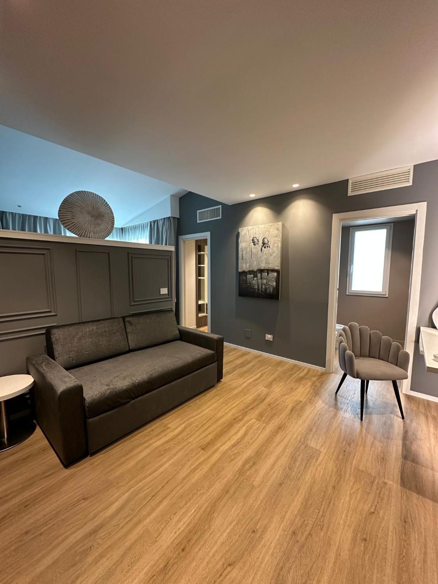 Alexander 4* Milano Marittima